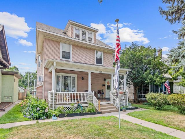 1870 Laurel Avenue Saint Paul MN 55104 - MLS# 7115912