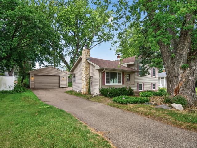 69 Dennis Lane N Maplewood MN 55119 - MLS# 7115946