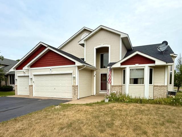 10049 Butternut Court N Brooklyn Park MN 55443 - MLS# 7116015
