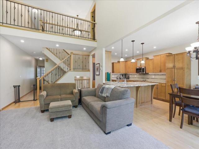 15595 Cherry Path Rosemount MN 55068 - MLS# 7116327