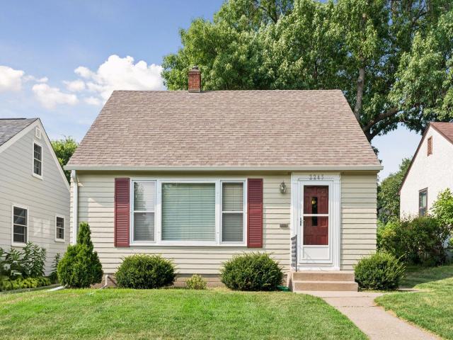 2245 Highland Parkway Saint Paul MN 55116 - MLS# 7116757