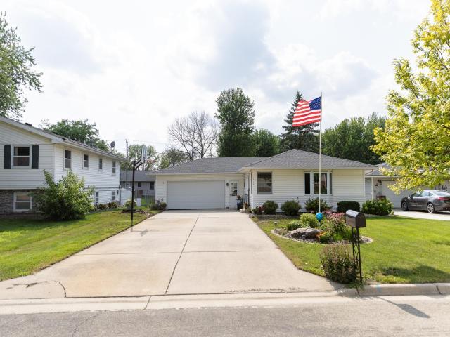 1412 Penn Avenue Albert Lea MN 56007 - MLS# 7116896