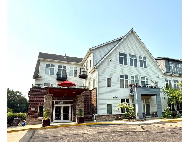 301 7th Street W Unit 2402 Northfield MN 55057 - MLS# 7116969