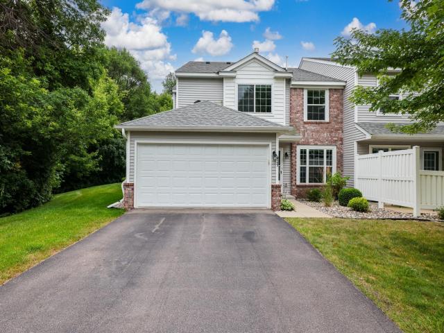 429 Wilderness Drive Chaska MN 55318 - MLS# 7117165