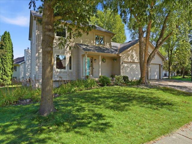 18997 Nature Lane Eden Prairie MN 55346 - MLS# 7117227