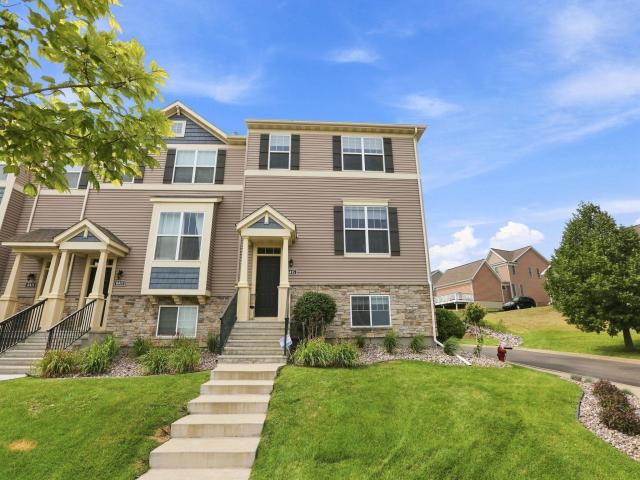 8415 Norwood Lane N Maple Grove MN 55369 - MLS# 7117335