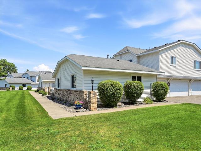 11102 Drake Street NW Minneapolis MN 55433 - MLS# 7117371