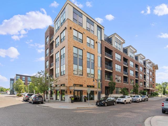 4525 Park Commons Drive Unit 201 Minneapolis MN 55416 - MLS# 7117382