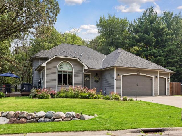 2041 Oakridge Street Saint Paul MN 55119 - MLS# 7117527