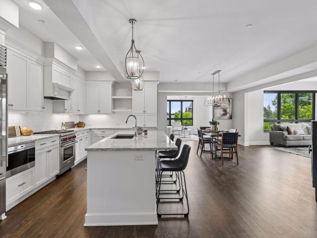 222 Ferndale Road S Unit 206 Wayzata MN 55391 - MLS# 7117624