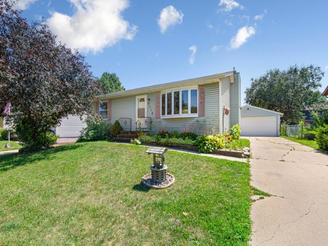 2114 51st Street NW Rochester MN 55901 - MLS# 7117629
