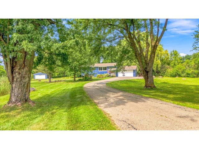 18480 Country Squires Circle Prior Lake MN 55372 - MLS# 7117653