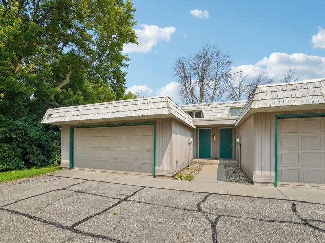 1801 Western Avenue NW Unit 1 Faribault MN 55021 - MLS# 7117735
