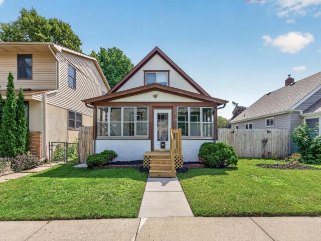 529 3rd Avenue S South Saint Paul MN 55075 - MLS# 7117819