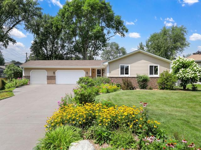 1025 129th Avenue NE Minneapolis MN 55434 - MLS# 7117874