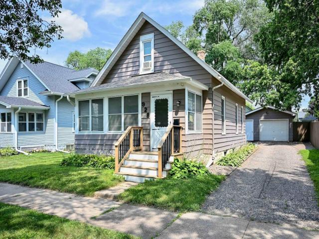 928 W Howard Street Winona MN 55987 - MLS# 7117883
