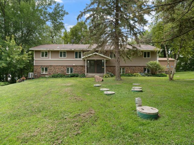 6950 French Lake Court Faribault MN 55021 - MLS# 7117935