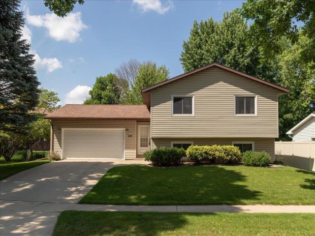 619 Chalet Drive NW Rochester MN 55901 - MLS# 7117945