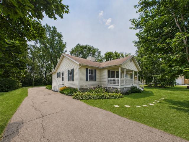 417 Countryside Drive SE Montgomery MN 56069 - MLS# 7118006
