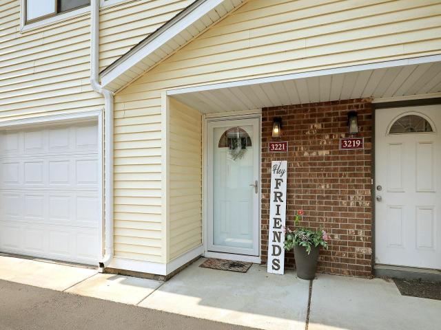 3221 Valley Ridge Drive Eagan MN 55121 - MLS# 7118047