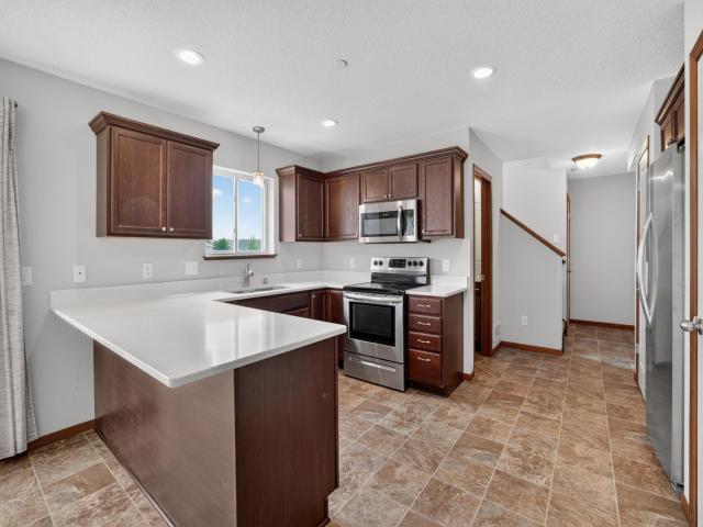 5160 61st Street NW Rochester MN 55901 - MLS# 7118075