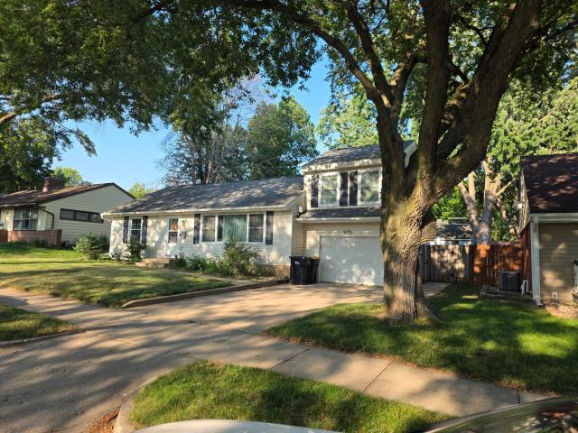 1536 9th Avenue NE Rochester MN 55906 - MLS# 7118159
