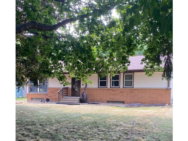 1733 White Bear Avenue N Maplewood MN 55109 - MLS# 7118183