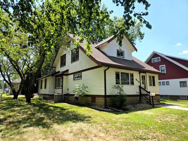 615 7th Street Kenyon MN 55946 - MLS# 7118252