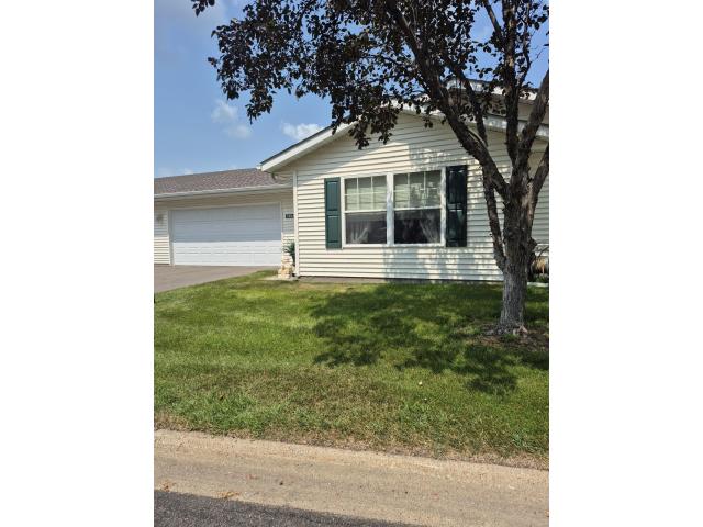 1404 Presidential Drive Northfield MN 55057 - MLS# 7118320