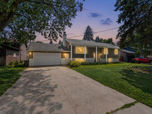 444 County Road B E Maplewood MN 55117 - MLS# 7118437