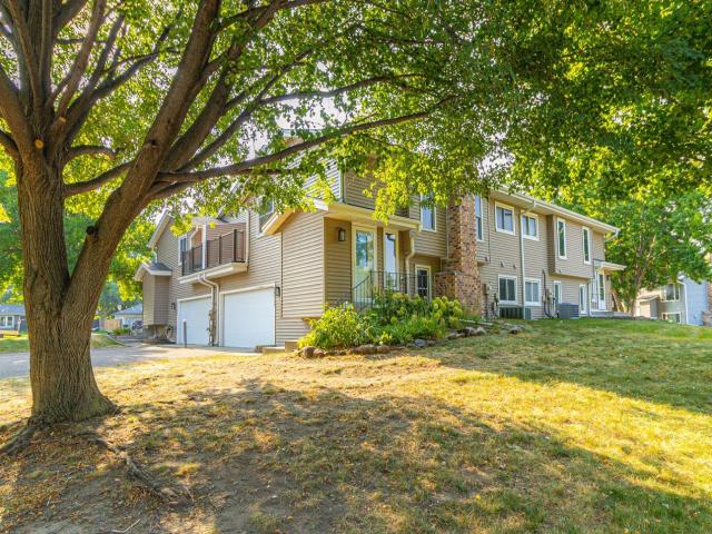 16211 Flagstaff Court S Rosemount MN 55068 - MLS# 7118642