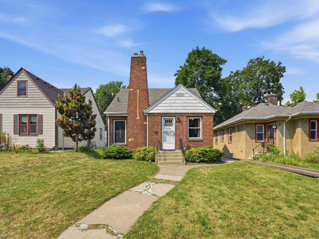 1197 Mclean Avenue Saint Paul MN 55106 - MLS# 7118658