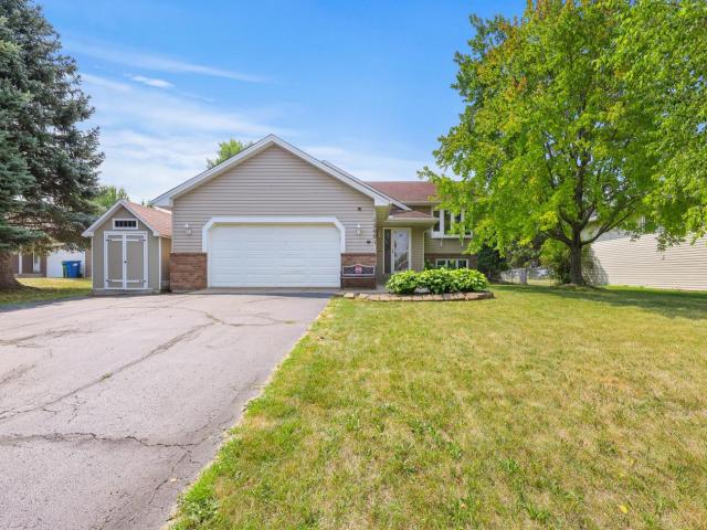 12601 92nd Place N Maple Grove MN 55369 - MLS# 7118875