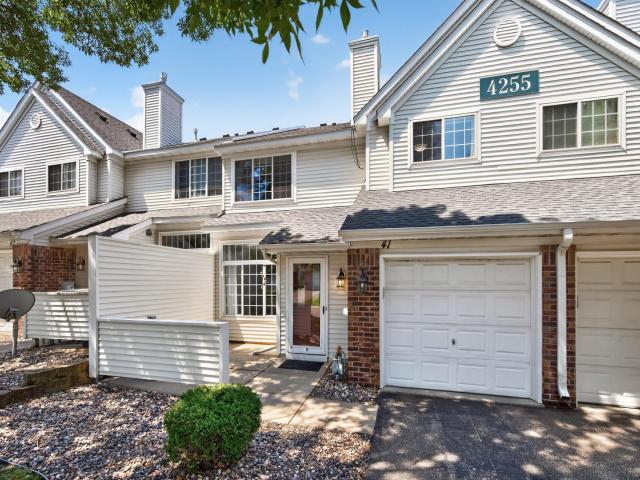 4255 Merrimac Lane N Unit 41 Plymouth MN 55446 - MLS# 7118926