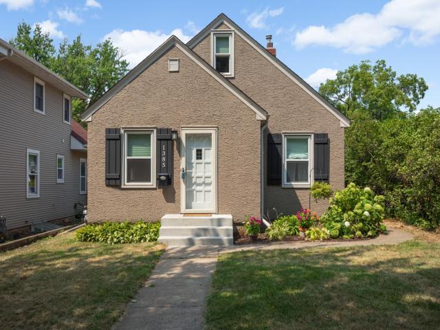 1385 Arona Street Saint Paul MN 55108 - MLS# 7118936