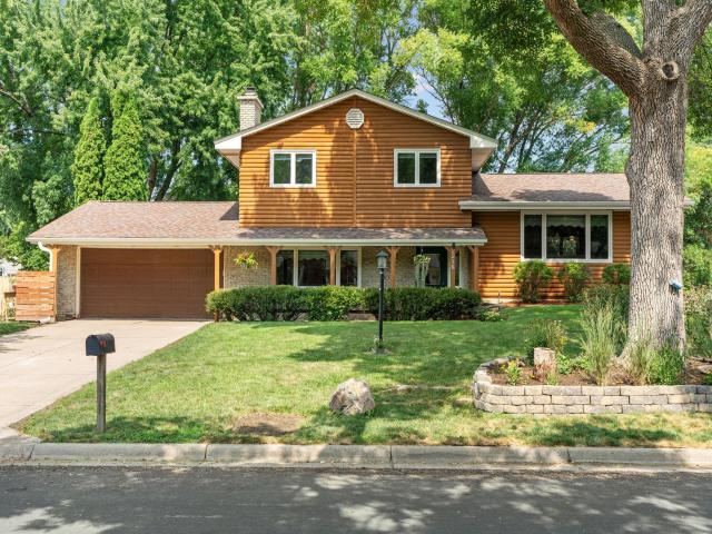 2216 E 114th Street Burnsville MN 55337 - MLS# 7119097