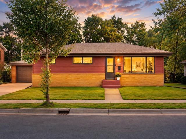 1208 36 1/2 Avenue NE Minneapolis MN 55418 - MLS# 7119101