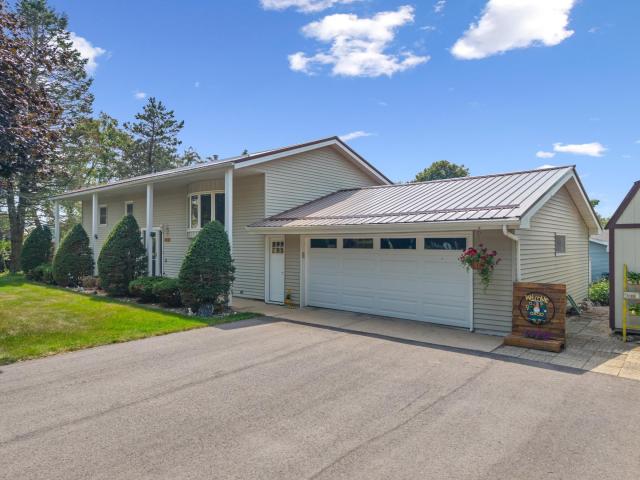 300 8th Street NW Plainview MN 55964 - MLS# 7119146