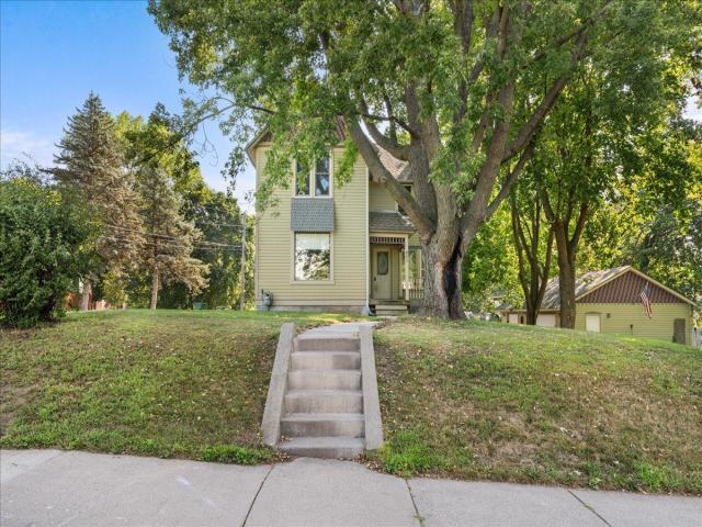 921 4th Street N Stillwater MN 55082 - MLS# 7119382