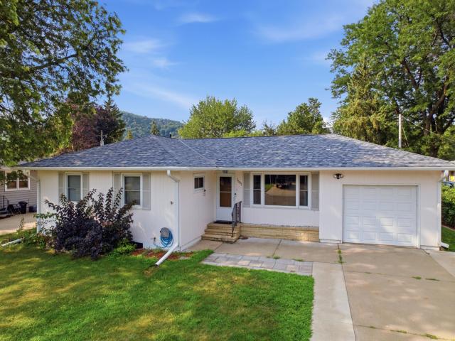 1661 W 6th Street Winona MN 55987 - MLS# 7119443