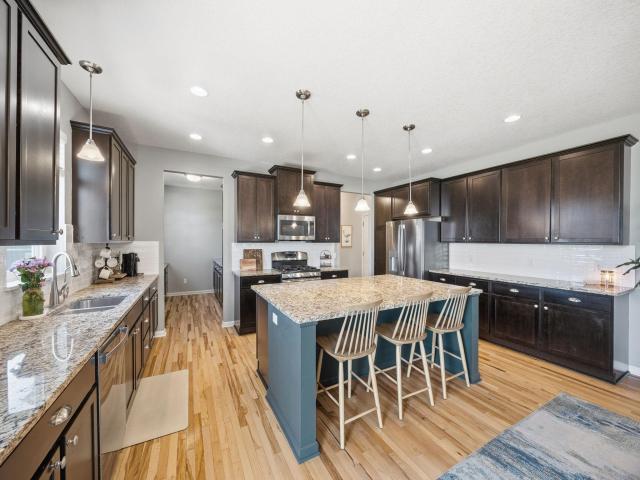 1088 Rosemary Court Chaska MN 55318 - MLS# 7119463