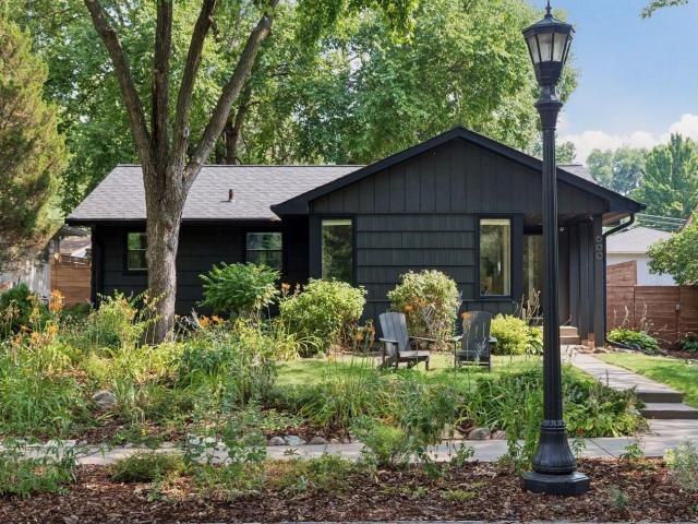 600 Desnoyer Avenue Saint Paul MN 55104 - MLS# 7119508