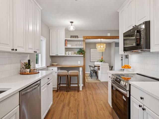 11201 Ewing Avenue S Bloomington MN 55431 - MLS# 7119542