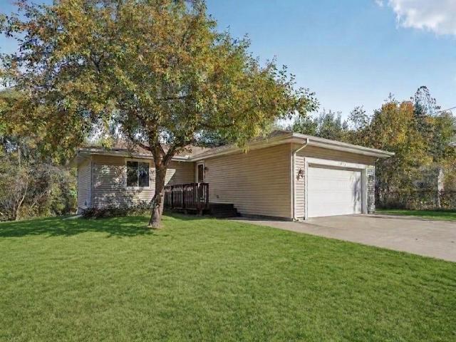 17452 Hiawatha Beach Drive NE Ham Lake MN 55304 - MLS# 7119565