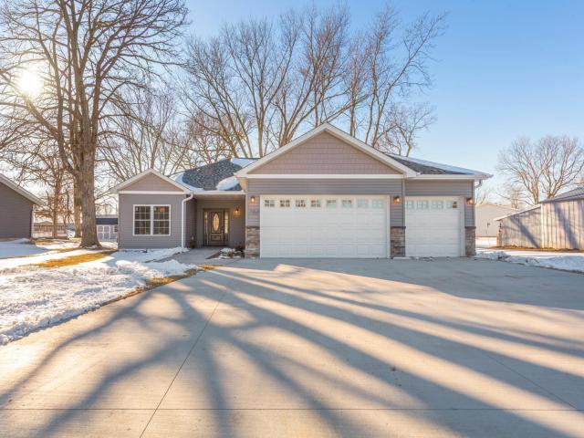 2702 Park Avenue NW Faribault MN 55021 - MLS# 7120047