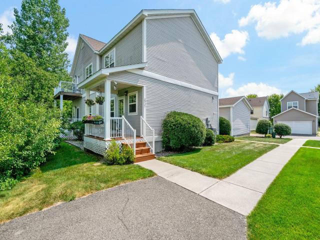2935 Hemingway Drive Chaska MN 55318 - MLS# 7120232
