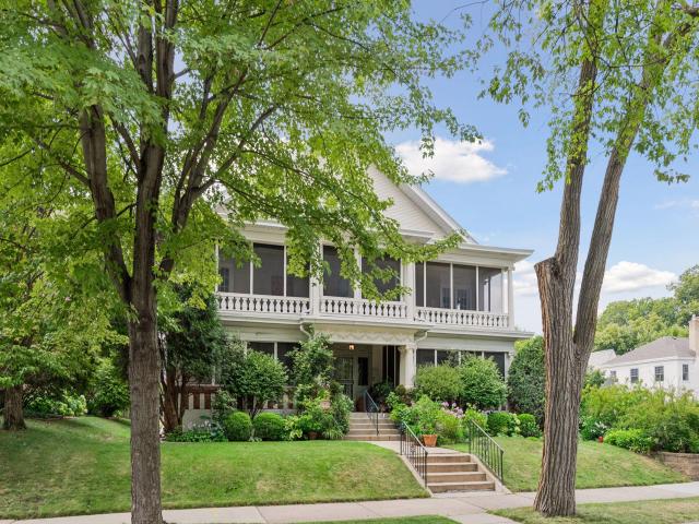 1766 Girard Avenue S Unit 3 Minneapolis MN 55403 - MLS# 7120399