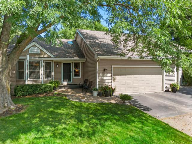 160 Bluff Ridge Court Chanhassen MN 55317 - MLS# 7120445