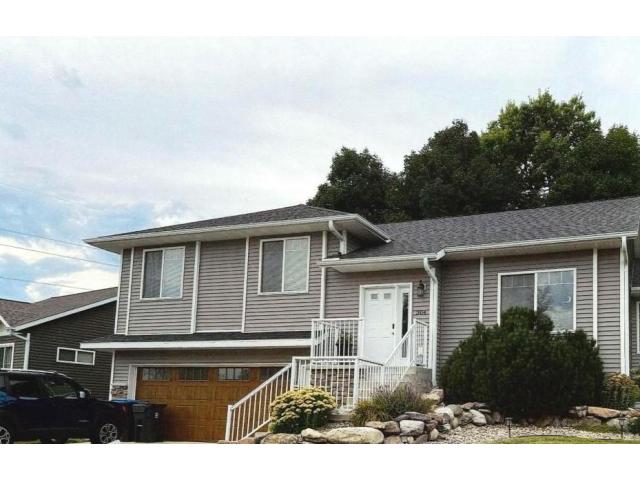 304 Tanager Road Mankato MN 56001 - MLS# 7120463