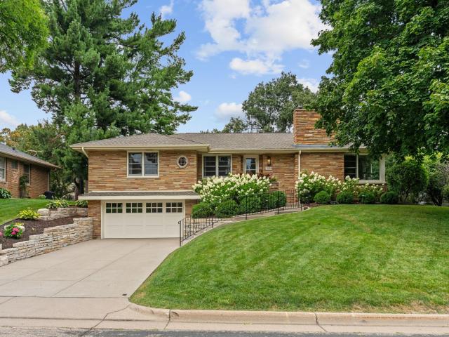 5234 Hollywood Road Edina MN 55436 - MLS# 7120502
